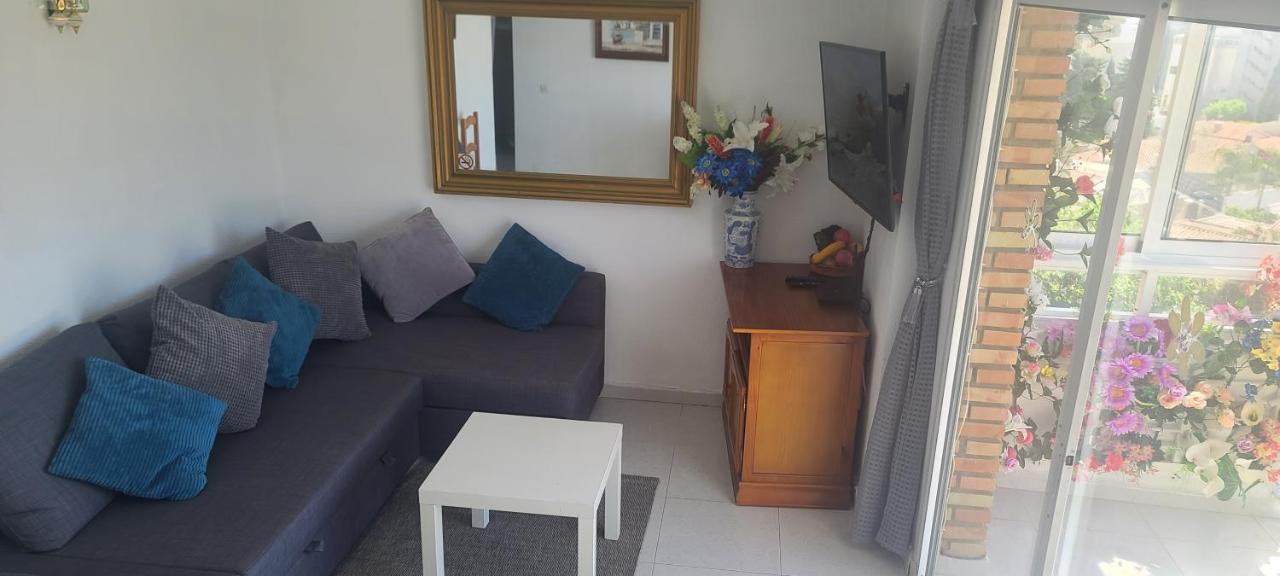 Acuario Shared Flat Piso Compartido Est Partage الشقة مشتركة Apartment Benalmádena Exterior photo